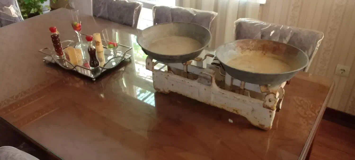 وزن گیر انتیک|کلکسیون اشیاء عتیقه|هشتگرد, فاز ۱ مهستان|دیوار