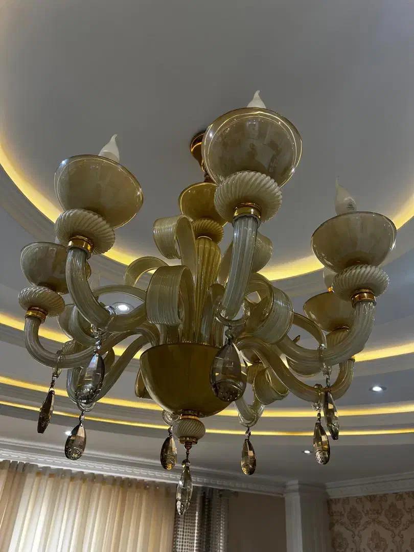 لوستر هشت شاخه کریستالی|لوستر و چراغ آویز|رشت, رشتیان|دیوار