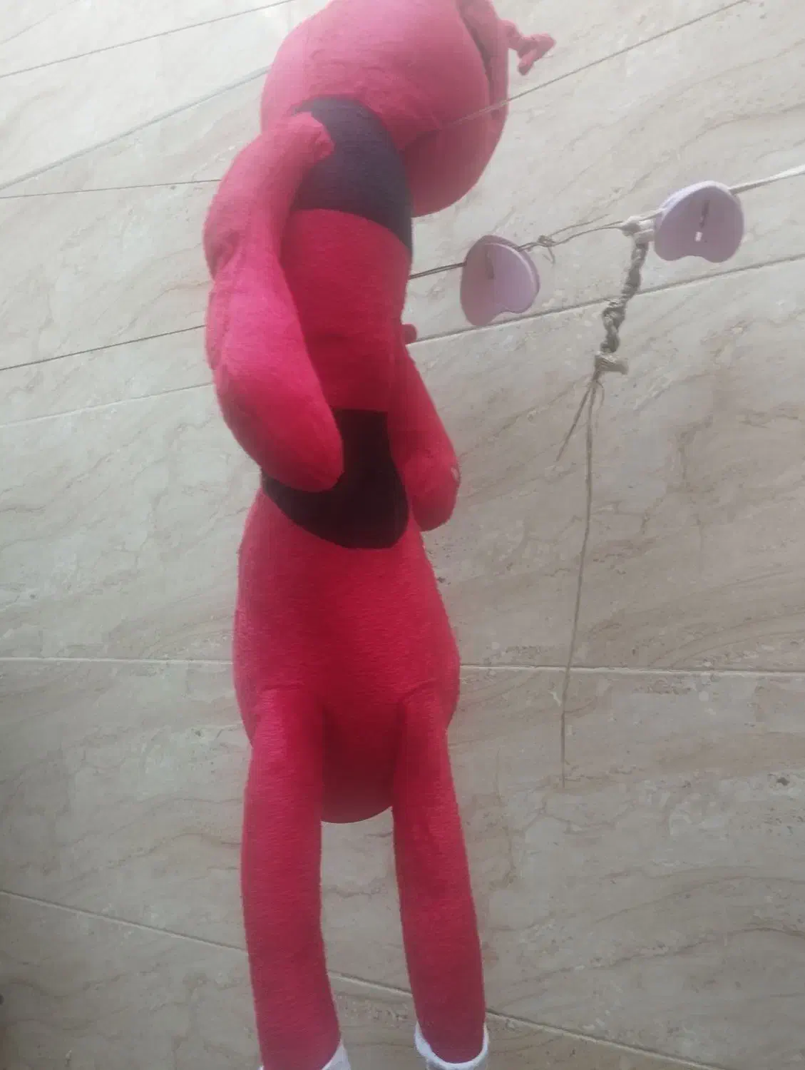 عروسک. بزرگ‌کوچیک|اسباب‌‌بازی|قدس, شهر‌قدس|دیوار