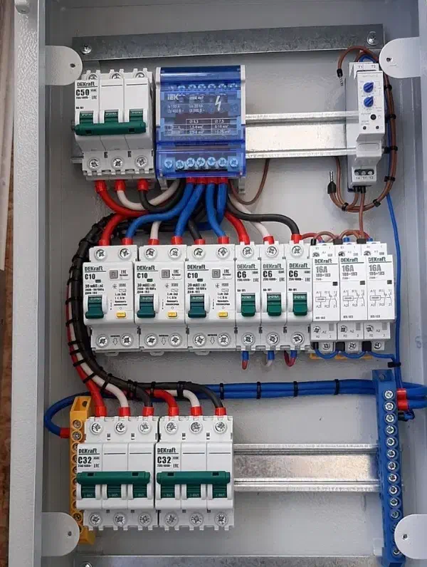 برقکار ساختمان|خدمات پیشه و مهارت|گنبد کاووس, |دیوار