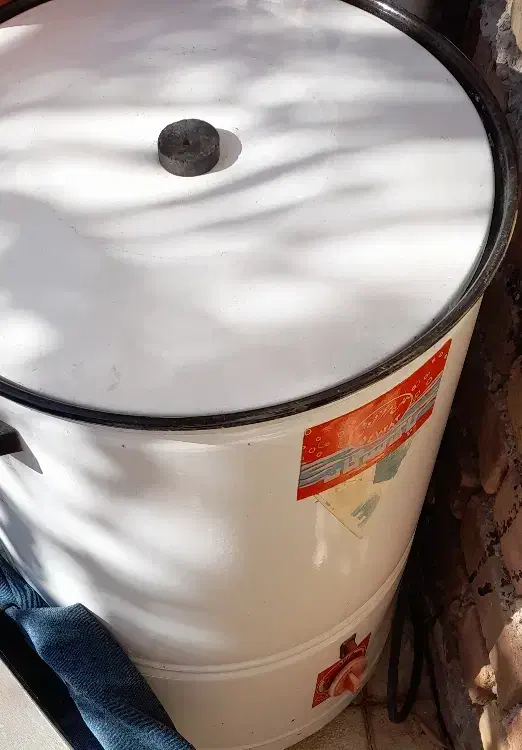 کهنه شور پتو شور|ماشین لباسشویی و خشککن لباس|ایوان, |دیوار