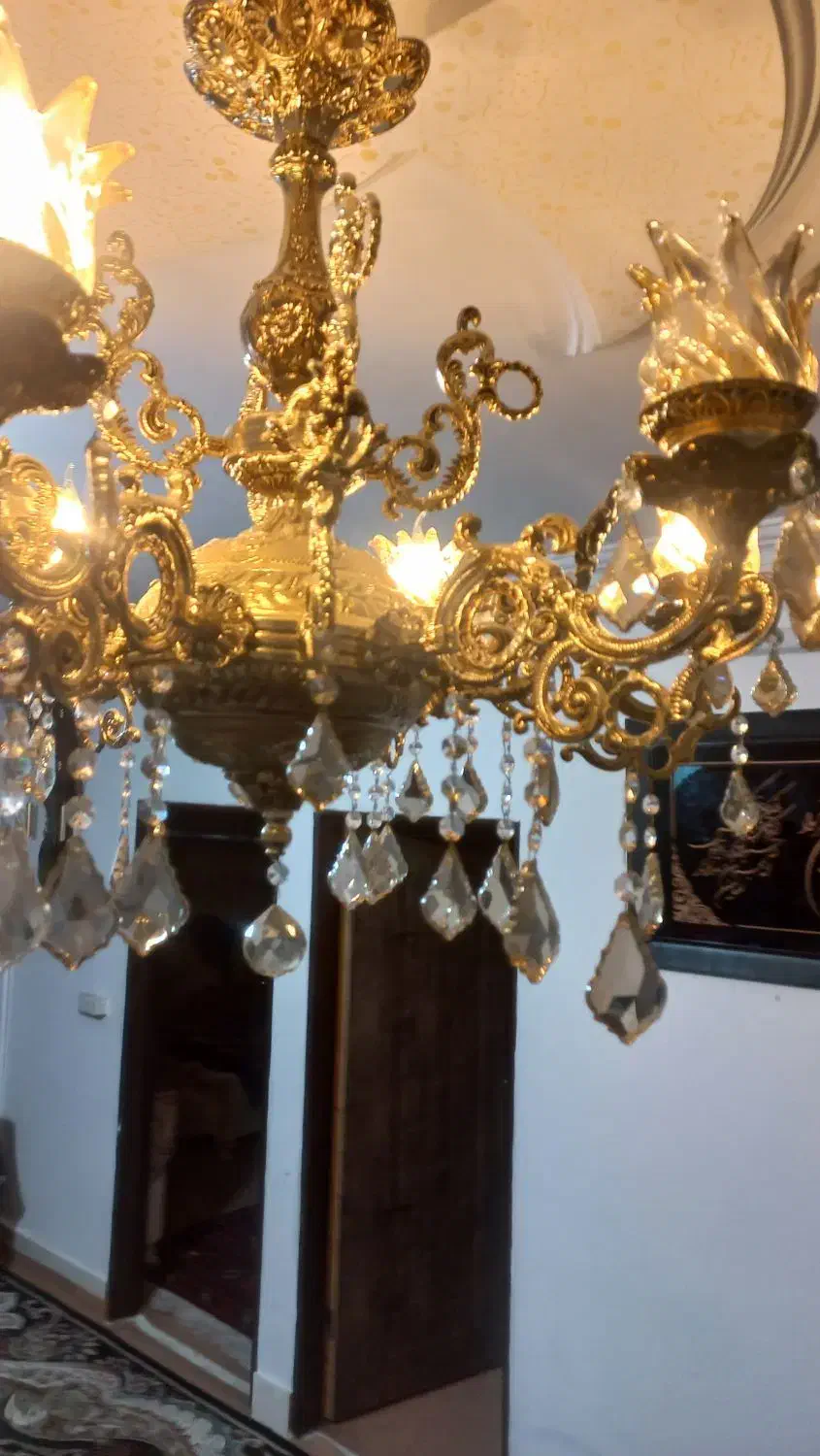 لوستر ۶ شاخه|لوستر و چراغ آویز|مشهد, طبرسی شمالی|دیوار