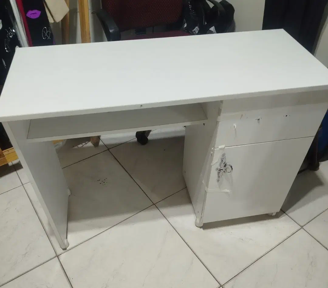 میز|میز تحریر و کامپیوتر|لنجان, |دیوار