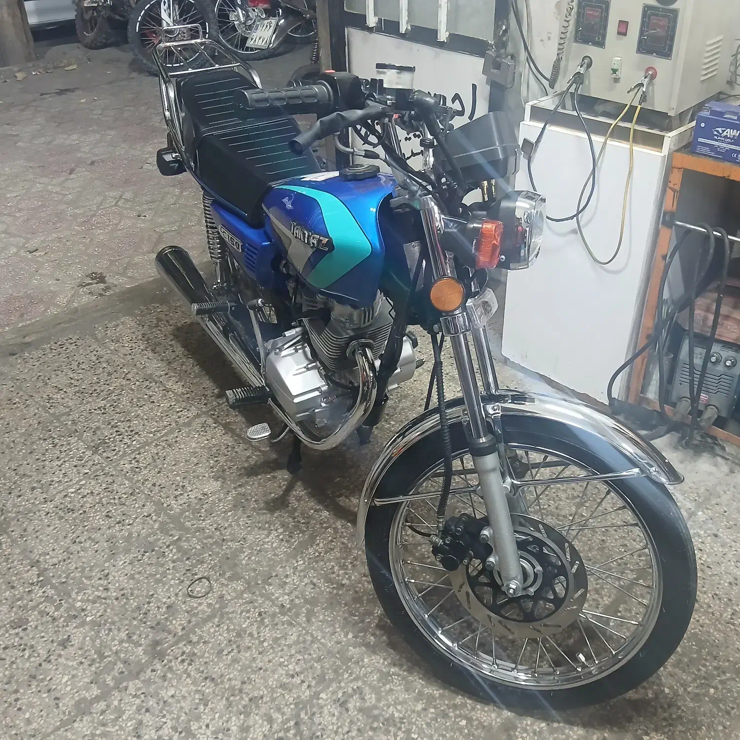 متور سیکلت|موتورسیکلت|قائن, |دیوار