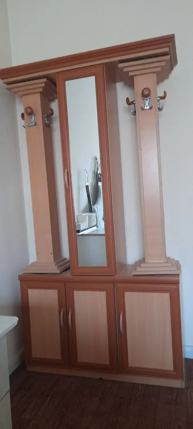 جاکعشی یا لباسی|جاکفشی، کمد، دراور|صفادشت, |دیوار