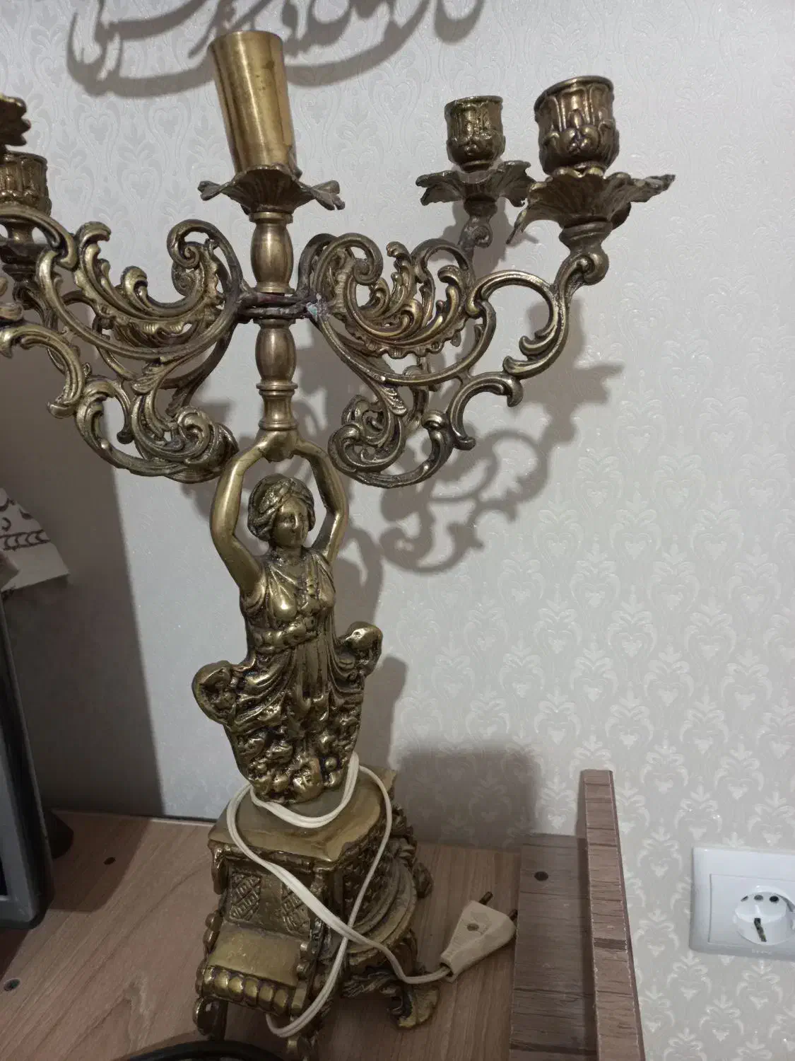 ایینه وشمعدان برنز|آینه|بروجرد, |دیوار