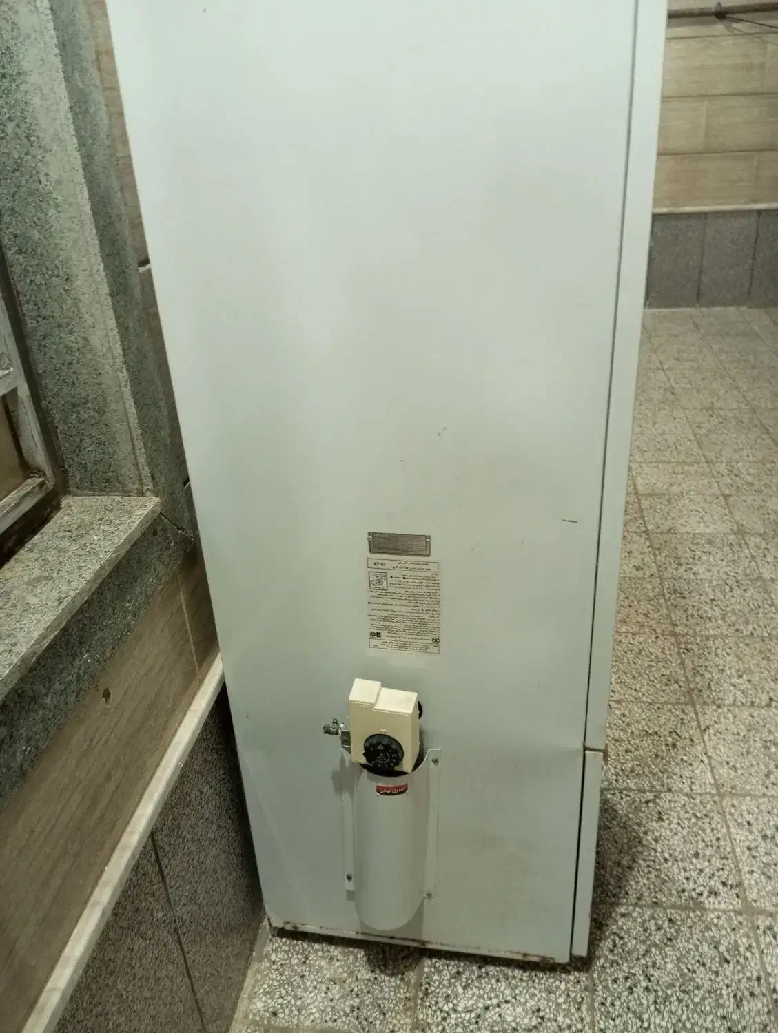 آبگرمکن|آبگرمکن، پکیج، شوفاژ|تربتحیدریه, پائین ولایت|دیوار