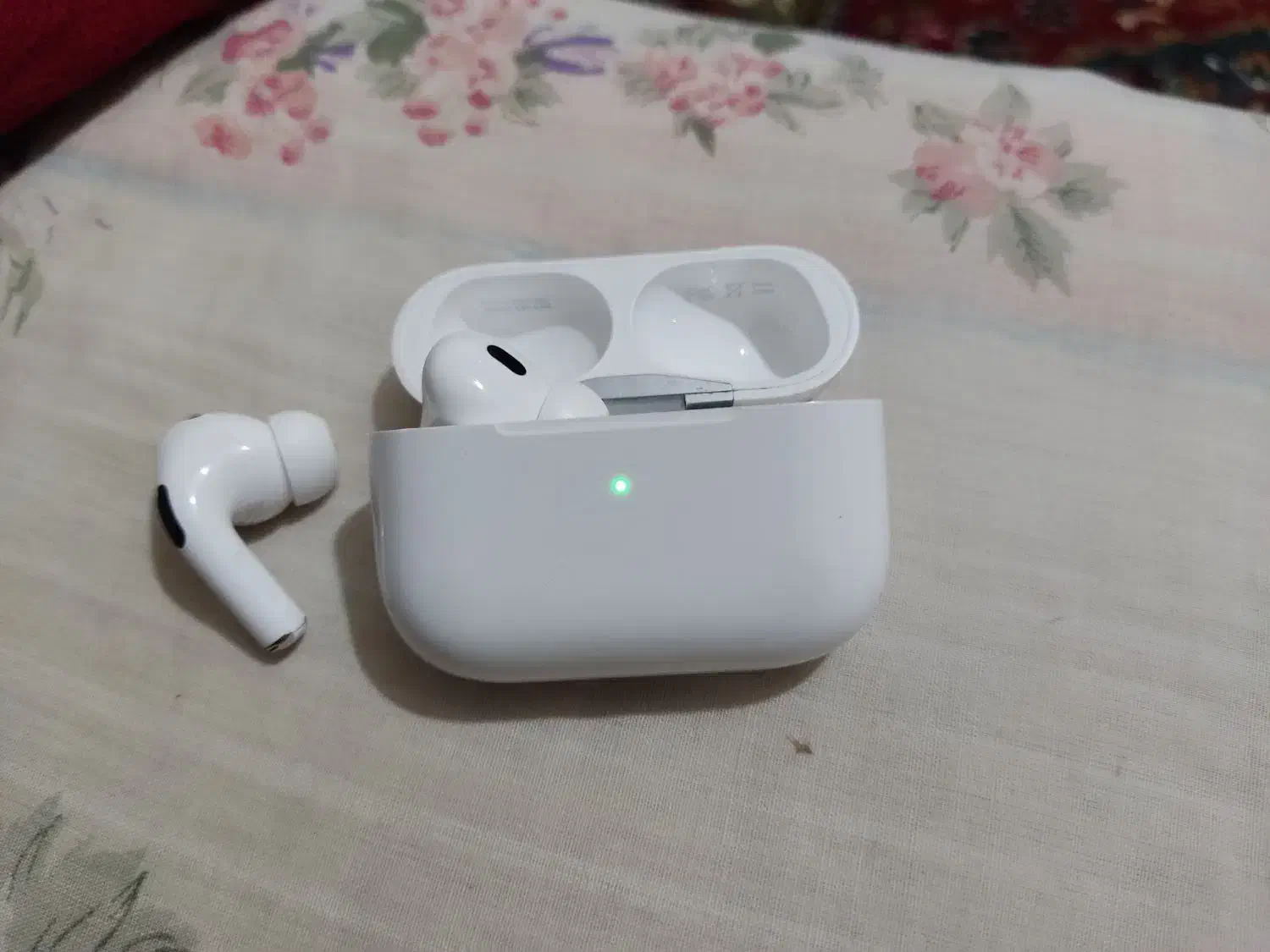 ایرپاد پرو اصلی|لوازم جانبی موبایل و تبلت|تربت‌حیدریه, طالقانی|دیوار