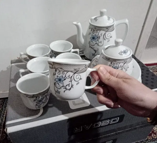 ست چینی|قوری، کتری، قهوهساز دستی|پاکدشت, حصار امیر|دیوار