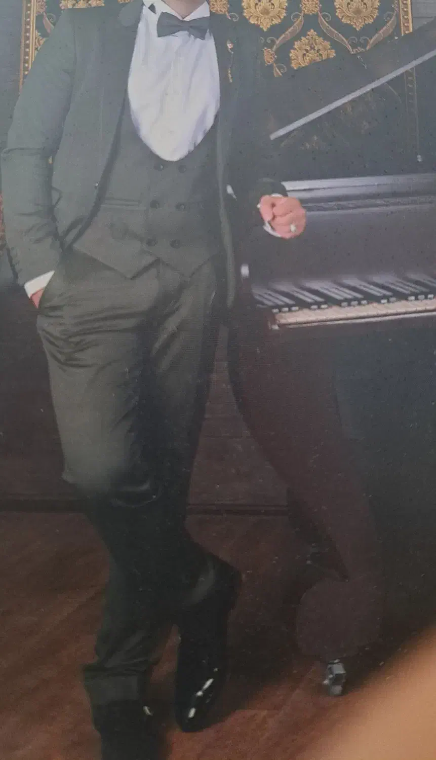 کت و شلوار با پیراهن و کروات سایز ۴۴|لباس|هشتگرد, فاز ۲ مهستان|دیوار