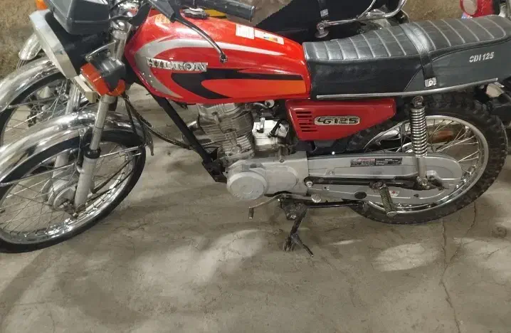 هندا ۱۲۵ هیلتون نقد و قسط|موتورسیکلت|مشهد, وکیلآباد|دیوار