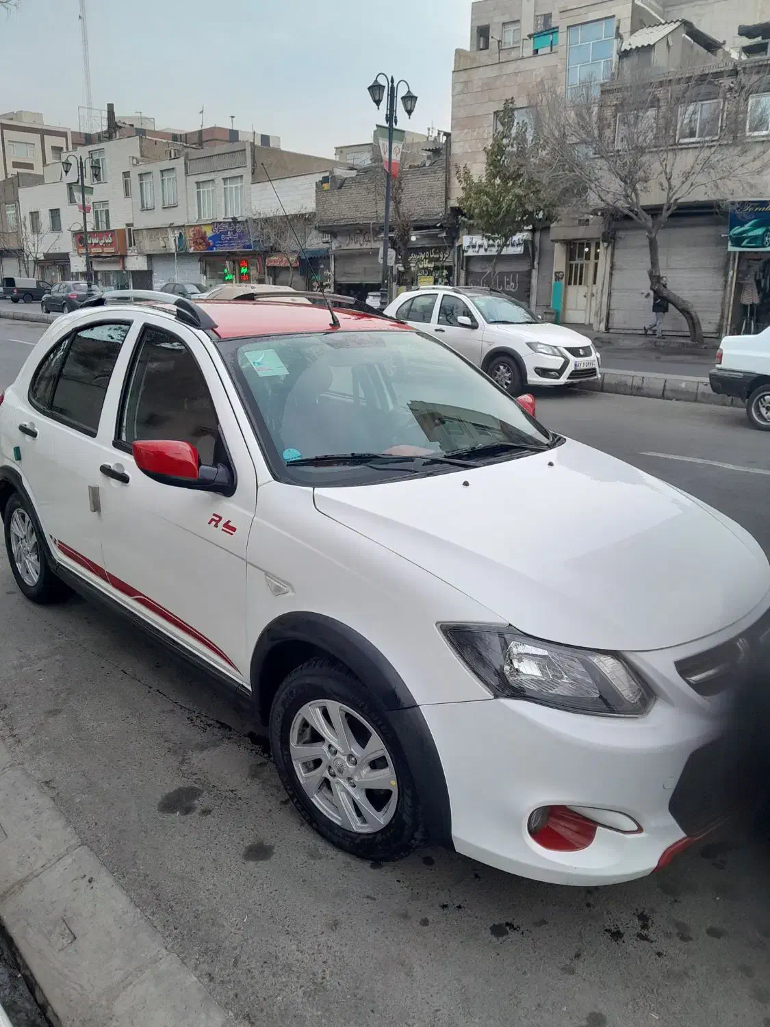 کویک r سفید قرمز در حد صفر|خودرو سواری و وانت|ری, علایین|دیوار