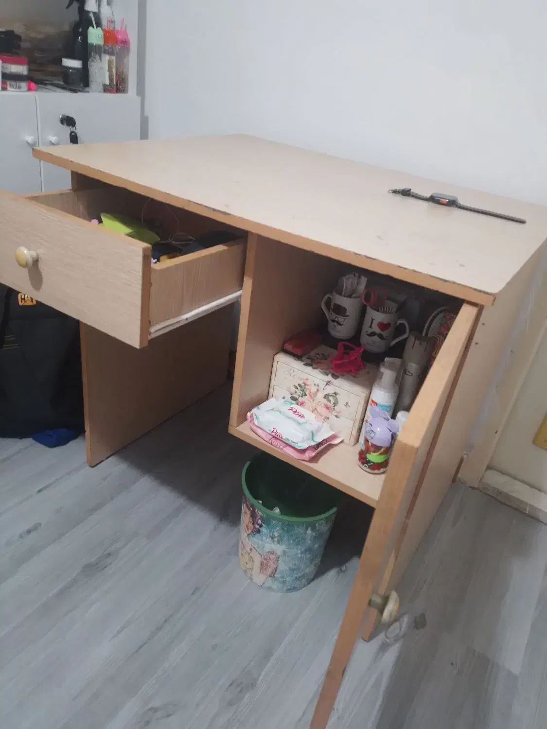 میز تحریر در حد نو ۱۷۰۰میلیون|میز تحریر و کامپیوتر|رشت, لاکان شهر|دیوار