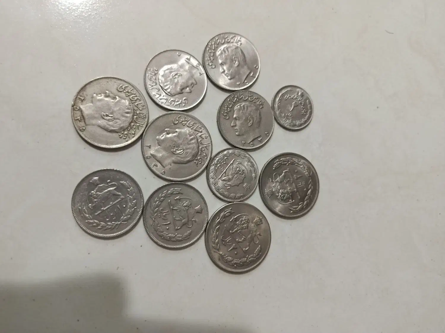 چند عدد سکه شاهی فروشی|کلکسیون سکه، تمبر، اسکناس|دماوند, مسکن مهر گیلاوند|دیوار