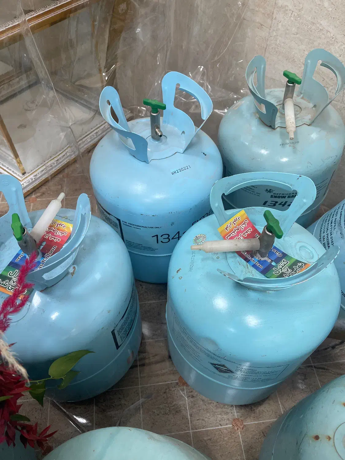 بادکنک هلیوم و کپسول هلیوم|اسباب‌‌بازی|یزد, |دیوار