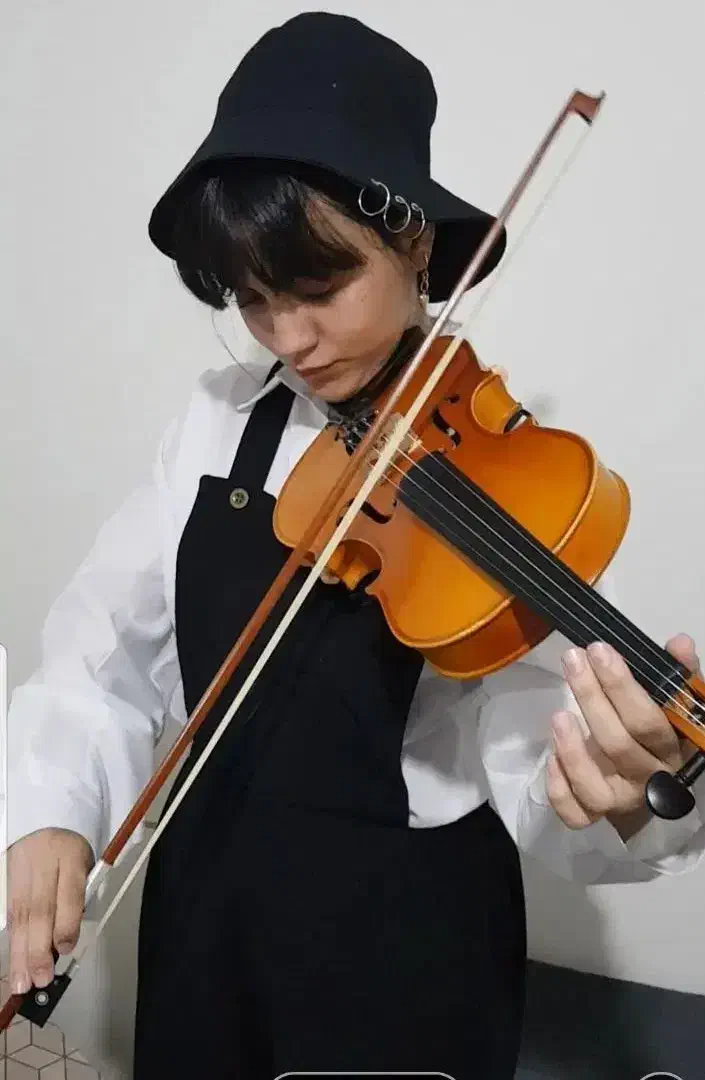 آموزش تخصصی ویولن(مدرس ویلن)|خدمات آموزشی|مشکیندشت, |دیوار