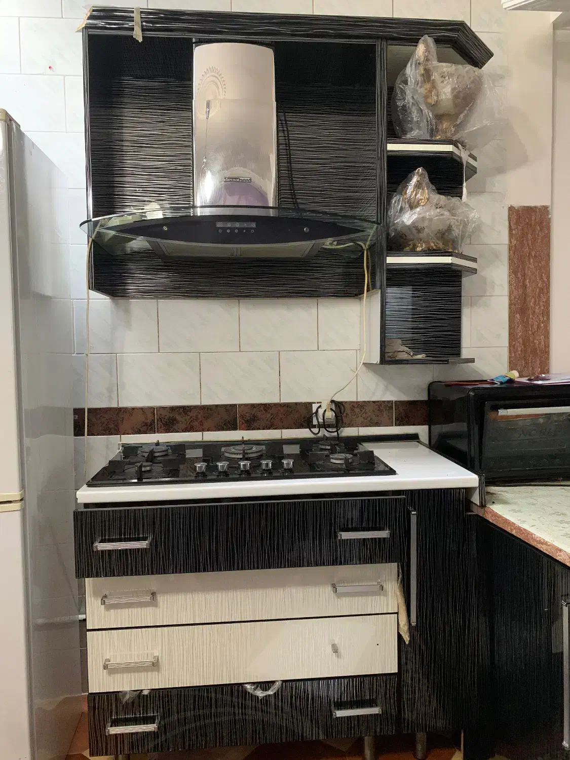 کابینت های گلس دست دوم|آب‌چکان و نظم‌دهنده ظروف|مرند, |دیوار