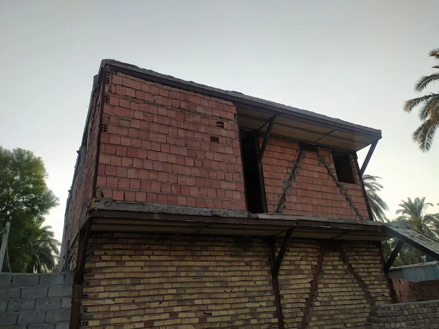 خانه نمیساز طبقه بالا  خیابان فردوسی۱۲|فروش آپارتمان|بم, |دیوار