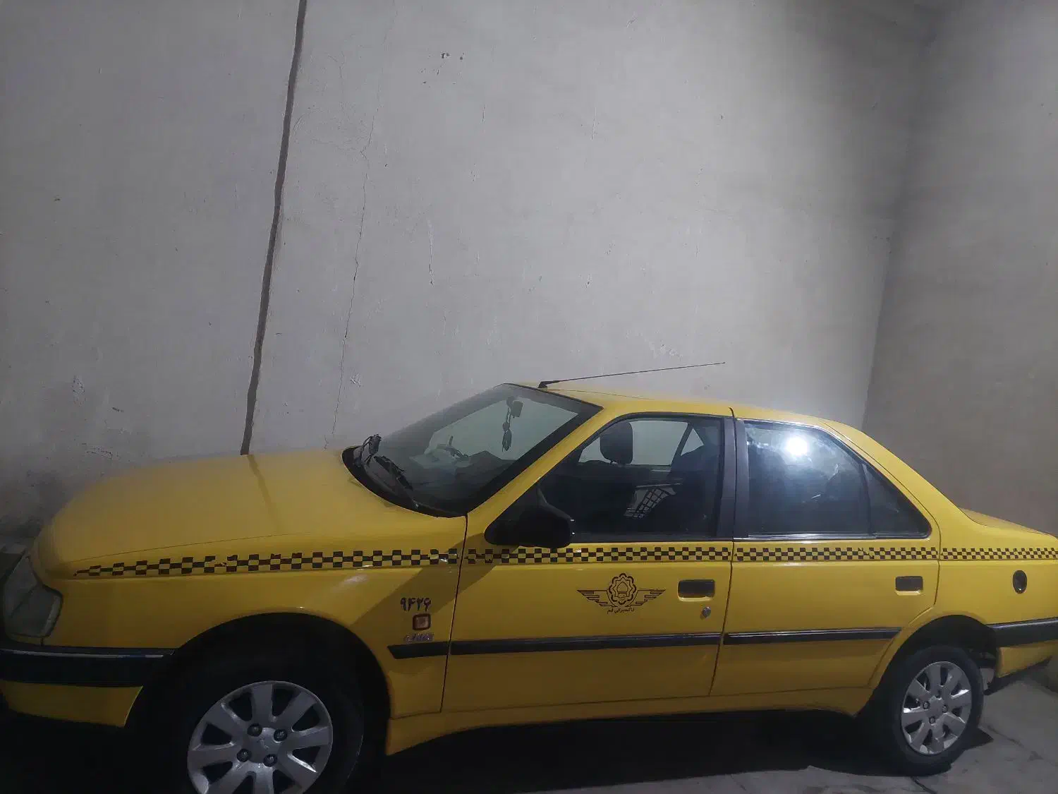 تاکسی گردشی مدل 1400|خودرو سواری و وانت|قم, عشقعلی|دیوار