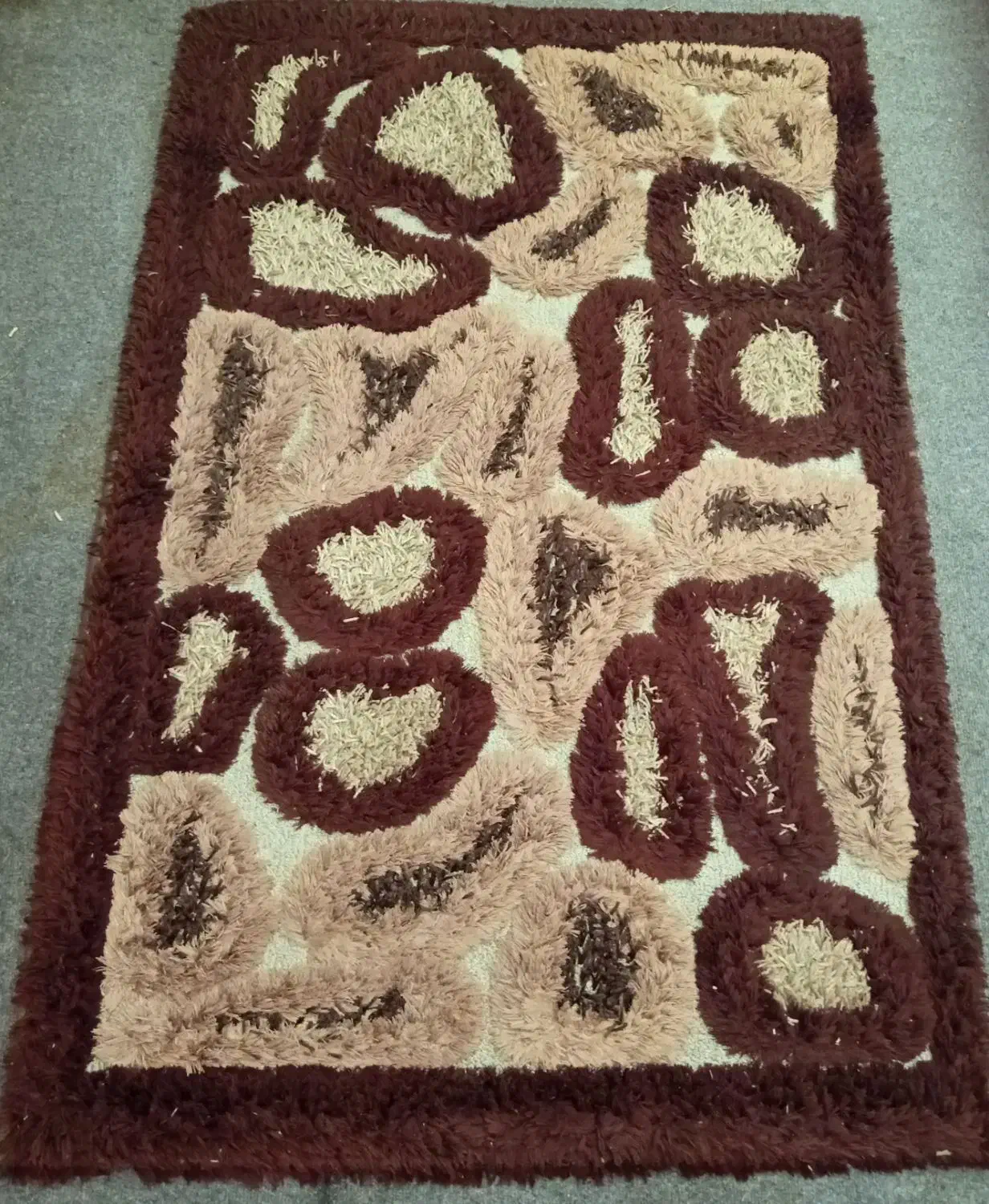 فرش۹متری و۳متری و روفرشی ۹متری۲عدد|فرش|رشت, حومه رشت|دیوار