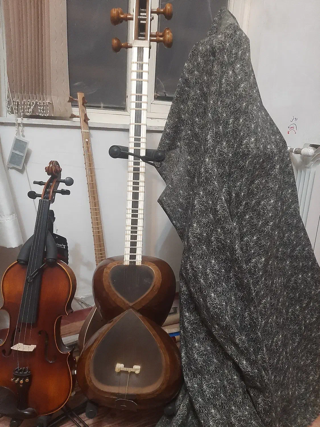 تار تمام حرفه ای|سازهای سنتی|اردبیل, |دیوار