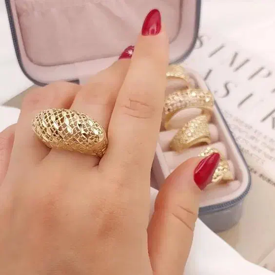 انگشتر طلا روس اصل در بدلیجات شهرزاد زیر قیمت|بدلیجات|زنجان, |دیوار