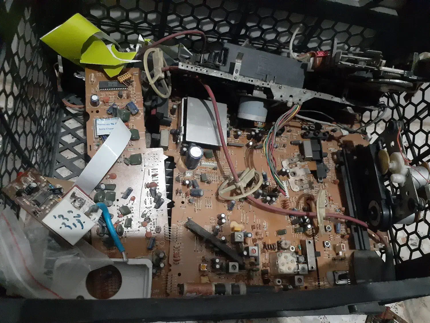 مقداری برد تلویزیون|تلویزیون و پروژکتور|مسجد سلیمان, |دیوار