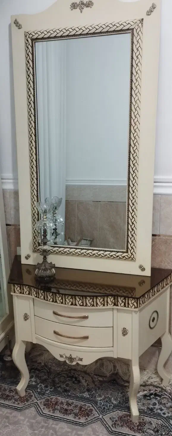 فروش آینه شمعدان نو|بوفه، ویترین، کنسول|زابل, |دیوار