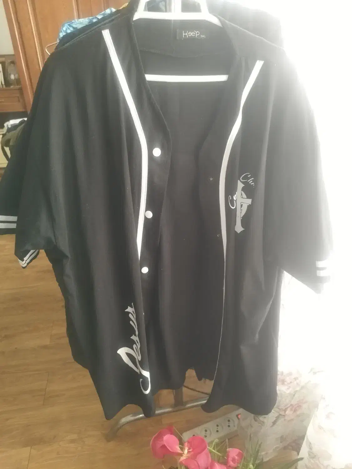 بلیز|لباس|مشهد, سجاد شهر|دیوار