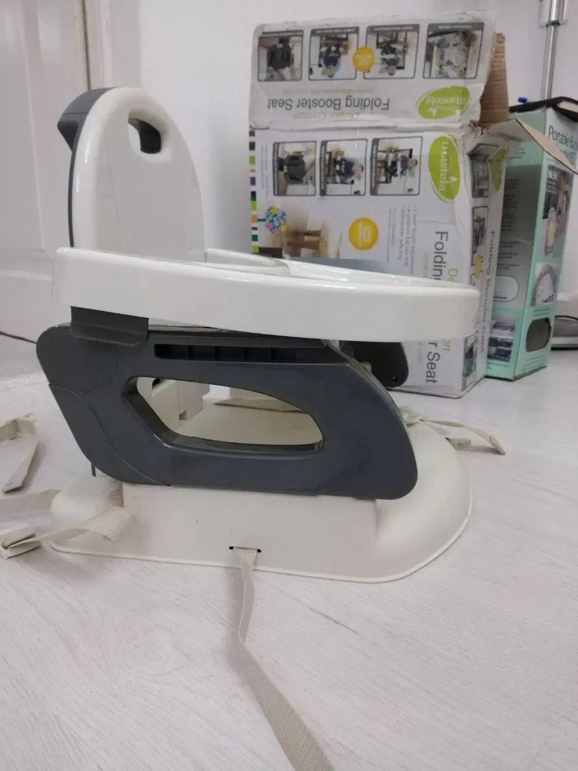 تخت خواب بین والدین و صندلی غذا پرتابل کودک|اسباب و اثاث بچه|بابلسر, |دیوار