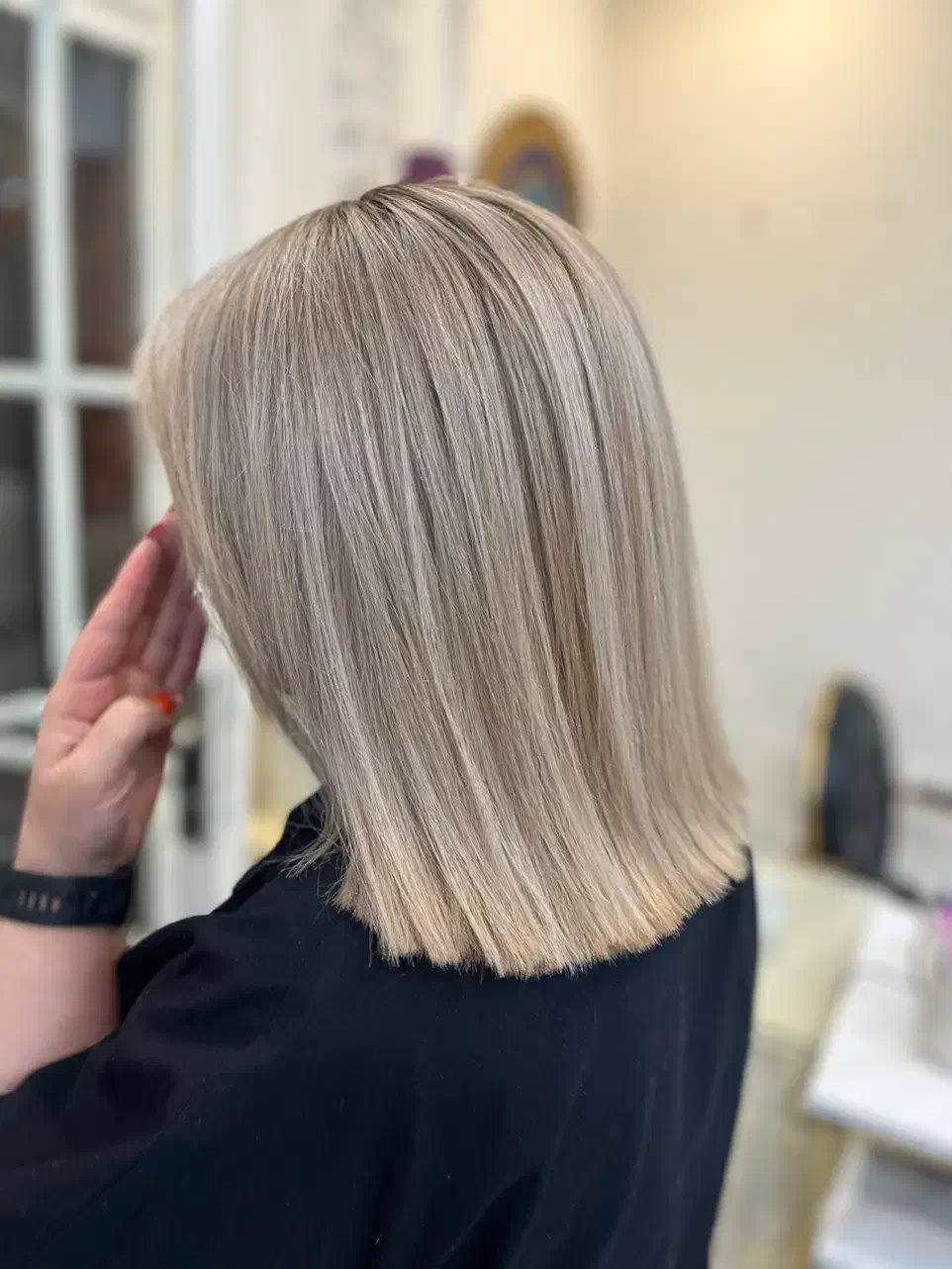 رنگ مو|خدمات آرایشگری و زیبایی|خرمآباد, |دیوار