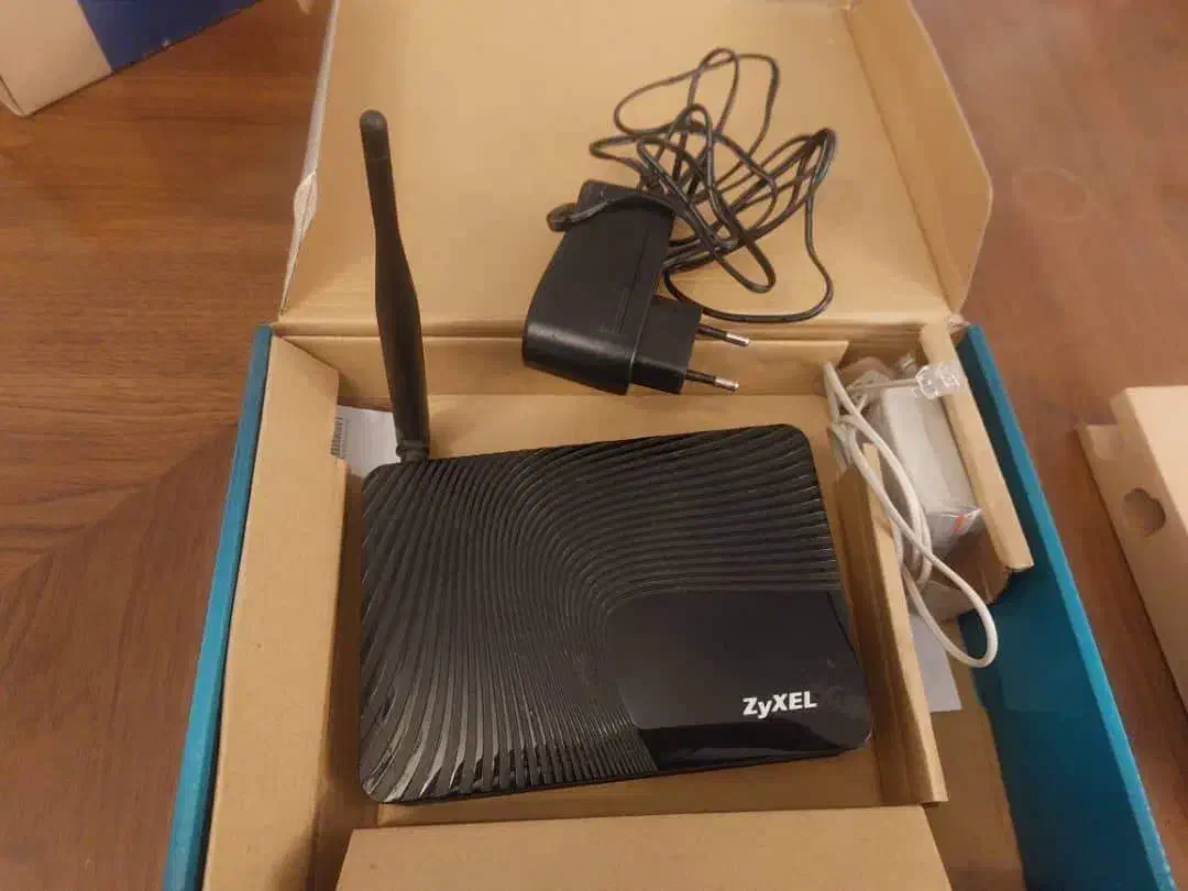 فروش مودم ADSL2+ Zyxel|مودم و تجهیزات شبکه|تهران, پونک|دیوار