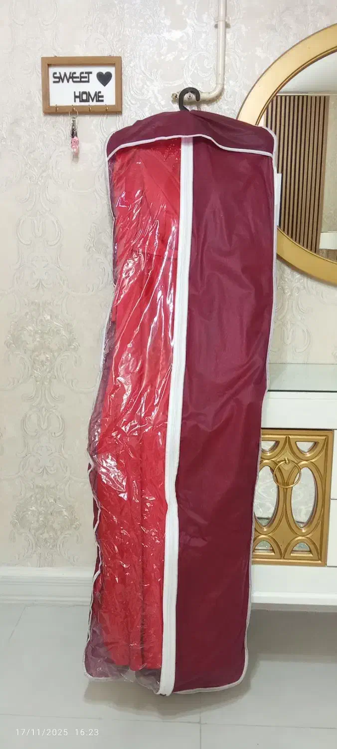 مجلسی|لباس|قدس, شهرقدس|دیوار