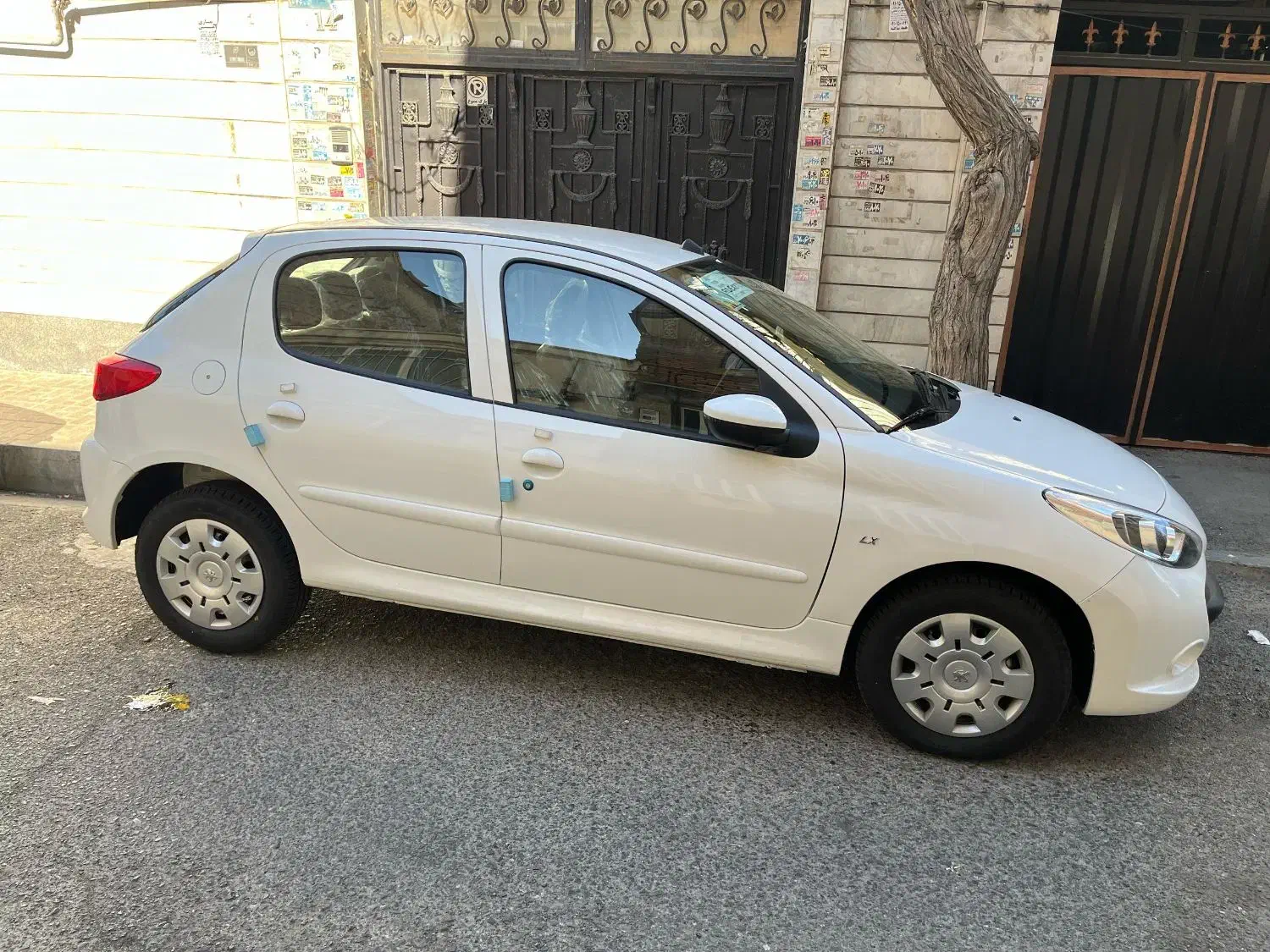 ۲۰۷ سقف فلز مدل ۱۴۰۳|خودرو سواری و وانت|تهران, زمزم|دیوار