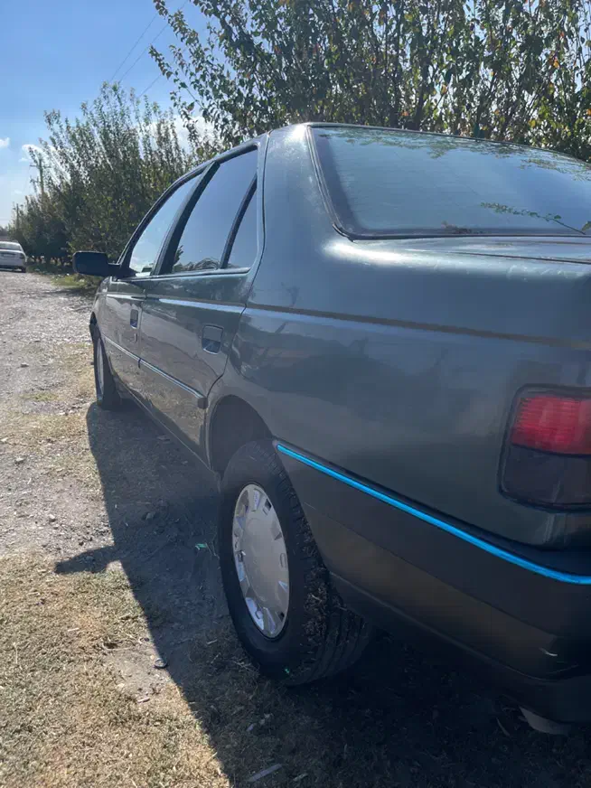 پژو ۴۰۵ مدل ۸۱ انژکتور در حد|خودرو سواری و وانت|ارومیه, |دیوار