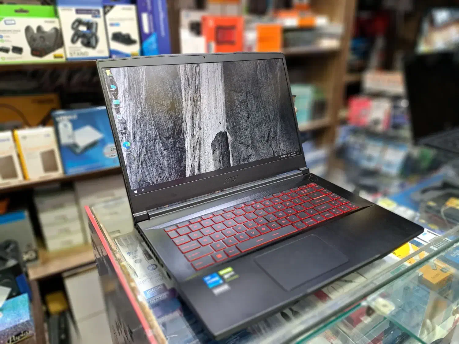 MSI GAMING I5  نسل ۱۱ با 4G گرافیک|رایانه همراه|کرمانشاه, |دیوار