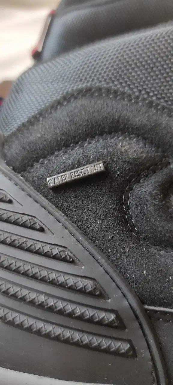 پوتین کوهنوردی kinetix اوریجنال|کیف، کفش، کمربند|کرج, ساماندهی|دیوار