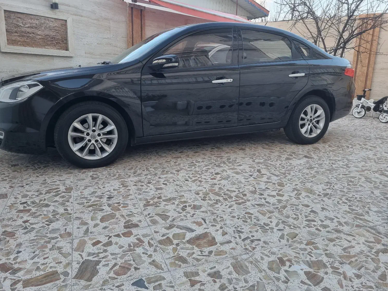 برلیانس ۳۳۰|خودرو سواری و وانت|رشت, لاکان|دیوار