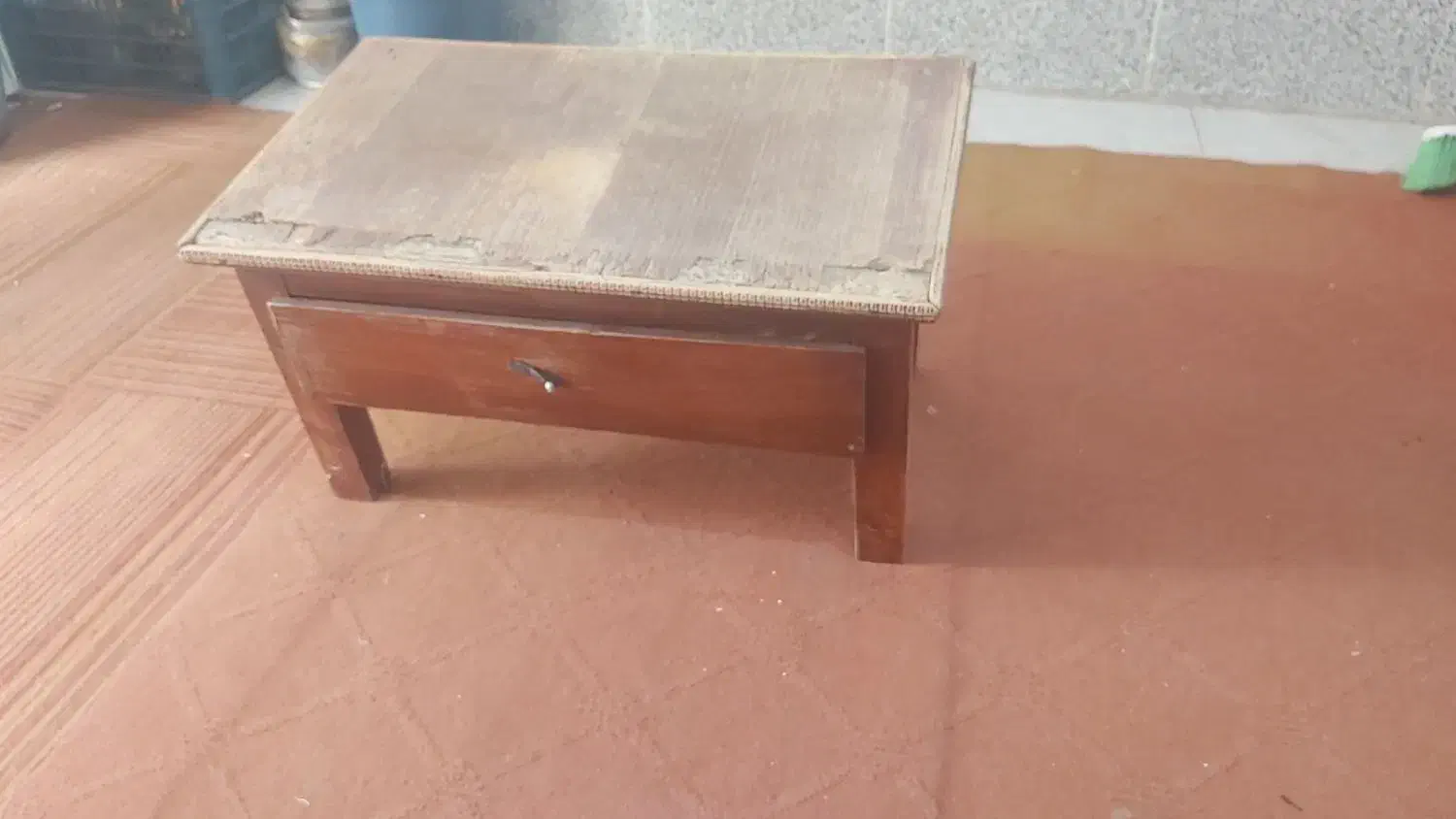 میز تحریر از جنس چوب گردو محکم بادوام|میز تحریر و کامپیوتر|مراغه, |دیوار