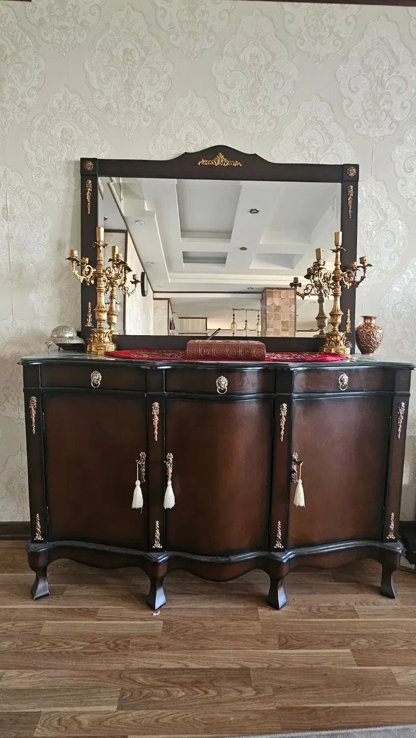 کنسول و اینه سلطنتی|بوفه، ویترین، کنسول|تهران, شاهین|دیوار