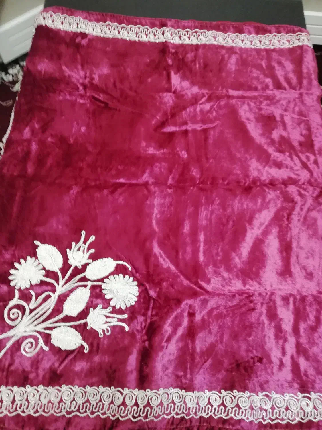 3 عدد سفره مخمل ترمه دوزی قدیمی|پرده، رانر، رومیزی|شیراز, نصر|دیوار