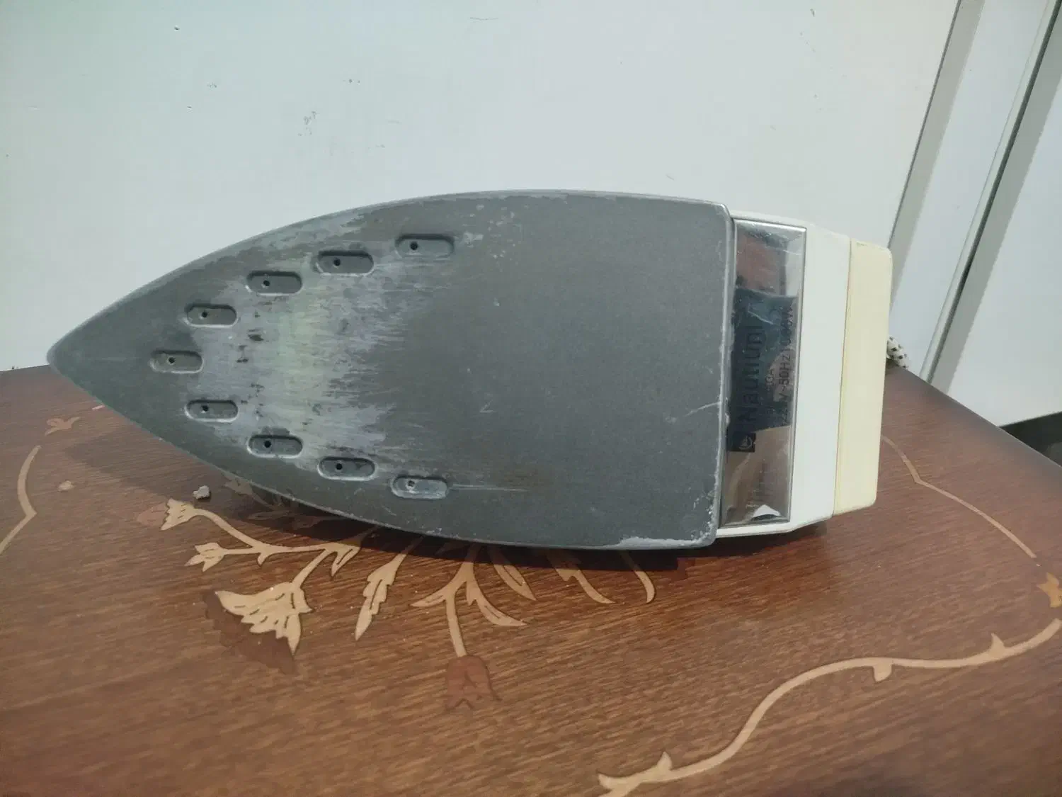 اتو|اتو و لوازم اتو|نیشابور, سرآب کوشک|دیوار