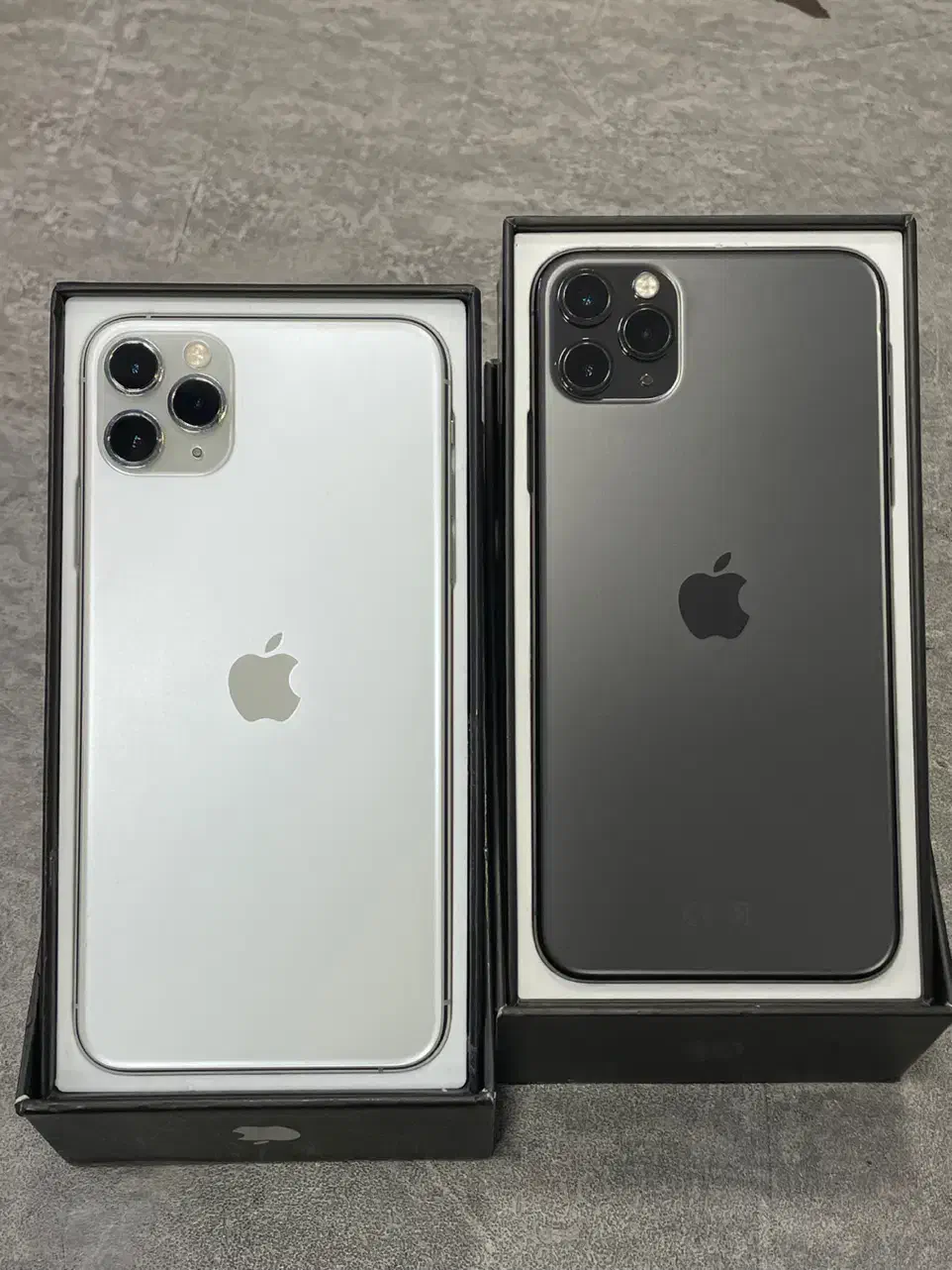 iphone 11pro max 256 گیگابایت|موبایل|مشهد, احمدآباد|دیوار