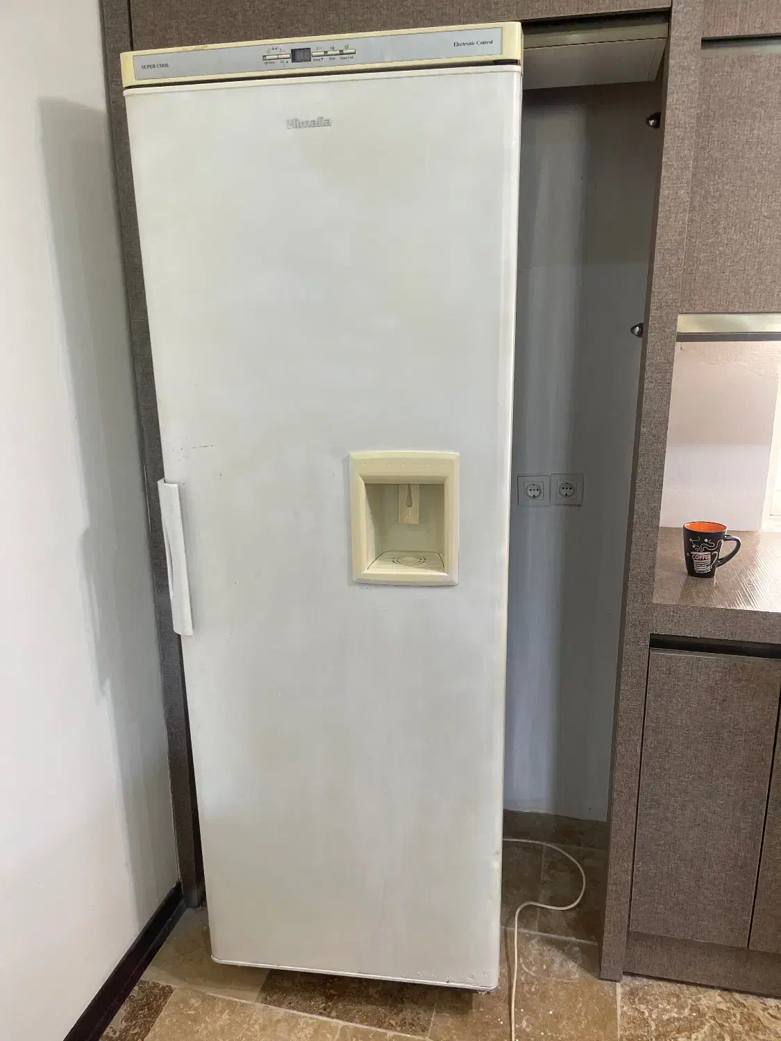 یخچال|یخچال و فریزر|چمستان, |دیوار