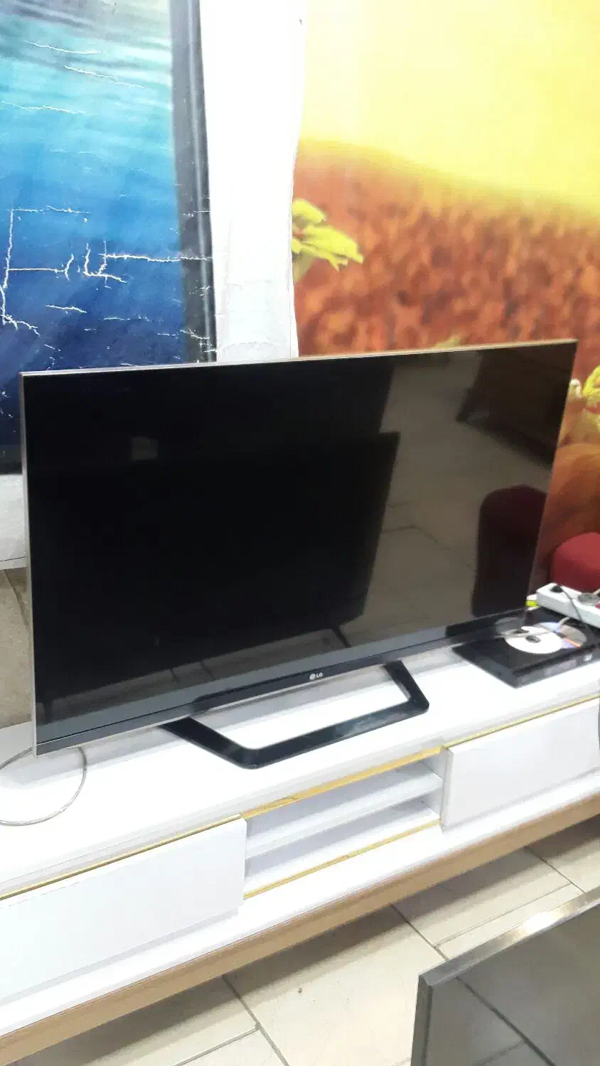 ال ای دی ۴۷ ال جی اسمارت ۴عدد (استوک لند)|تلویزیون و پروژکتور|شیراز, زند|دیوار