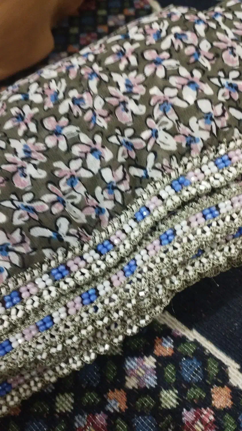 کریشی چادر میکنم|لباس|ایرانشهر, |دیوار