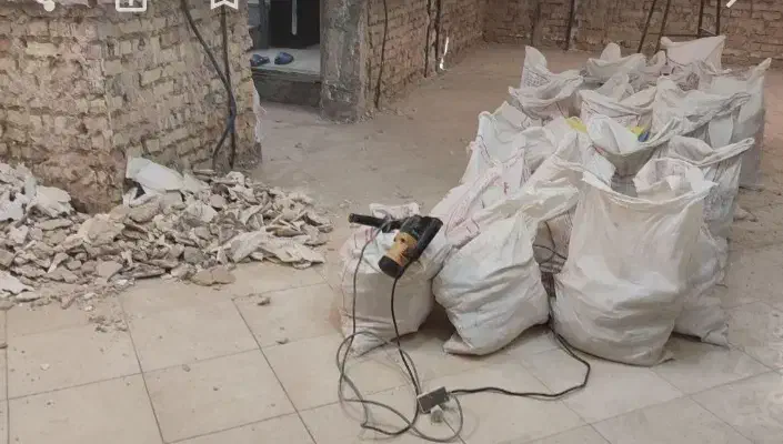 تخریب با پیکورو بازسازی حمل نحاله در تمام نقاط شهر|خدمات پیشه و مهارت|شیراز, عادل آباد|دیوار