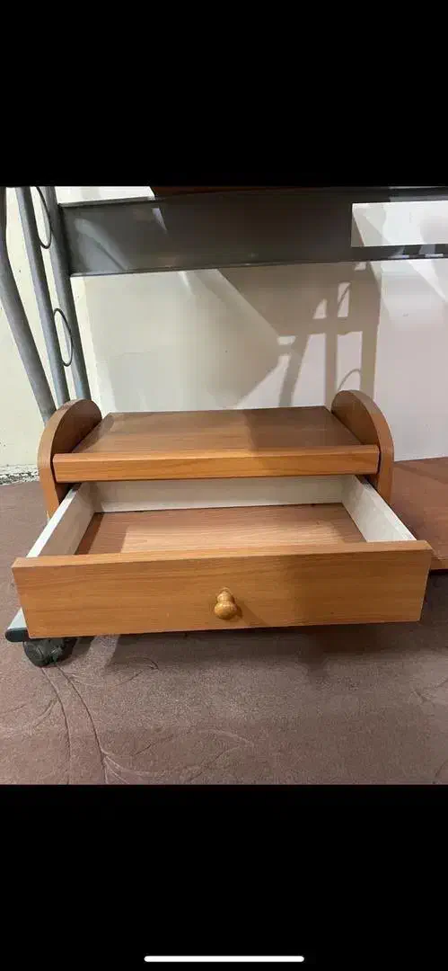 میز کامپیوتر|میز تحریر و کامپیوتر|رشت, آب و برق|دیوار