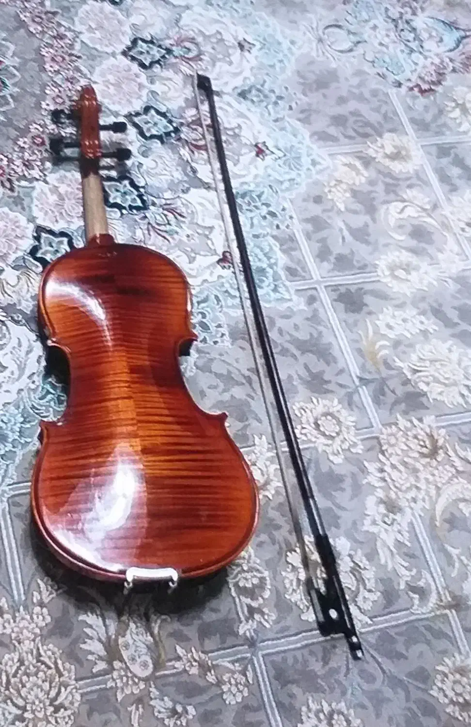 ویولن فونیکس|ویولن|لاهیجان, کوی زمانی|دیوار