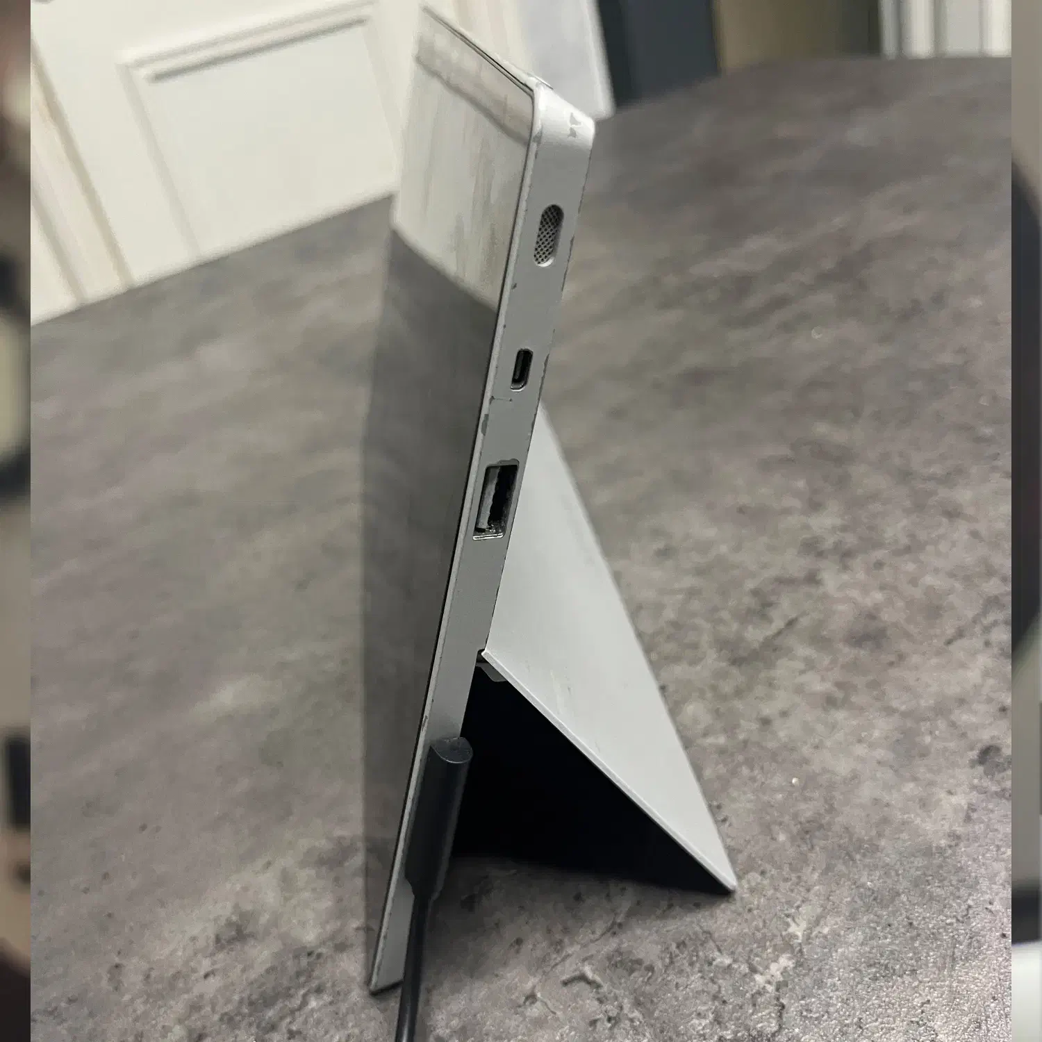 سرفیس Surface 32 GB جایگزین لپتاپ دانشجویی تمیز|رایانه همراه|مشهد, شاهد (شهرک غرب)|دیوار